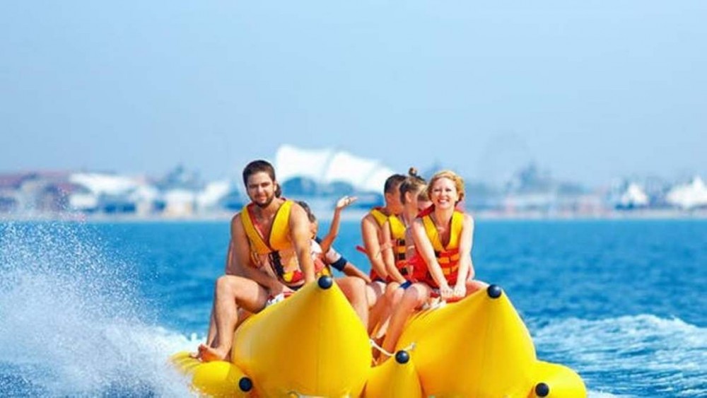 What Is a Banana Boat Tube (And Why Do I Need One?)
