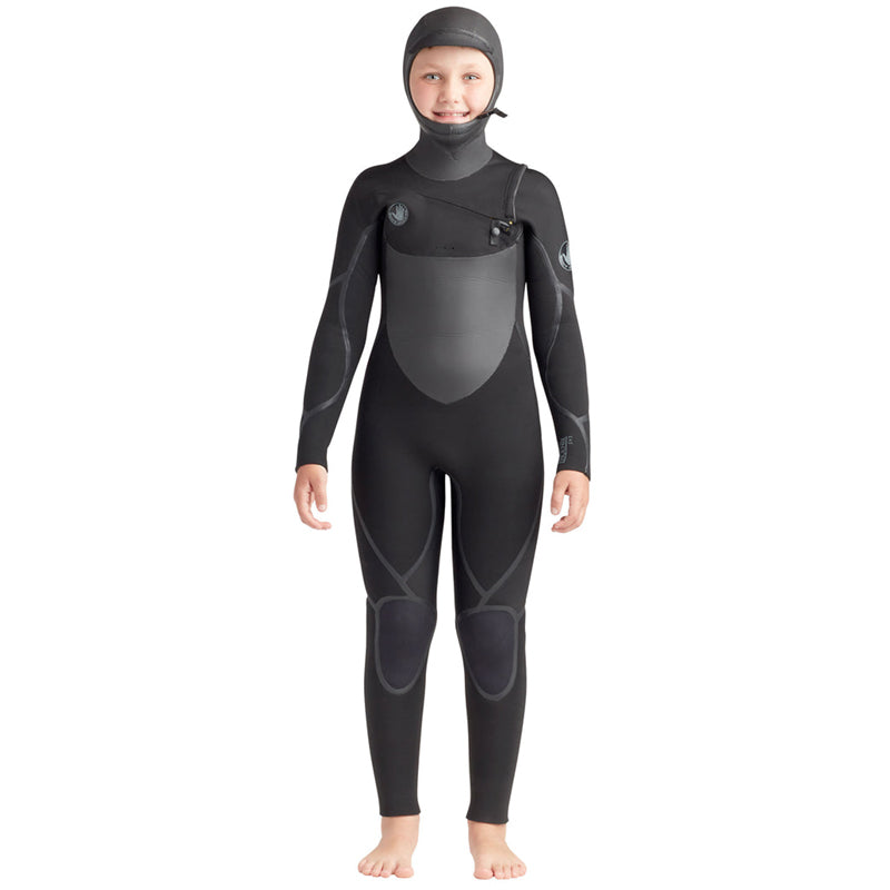 This is the full-frontal view of the Youth Phoenix 5/4/3mm Slant-Hip Hooded Fullsuit.