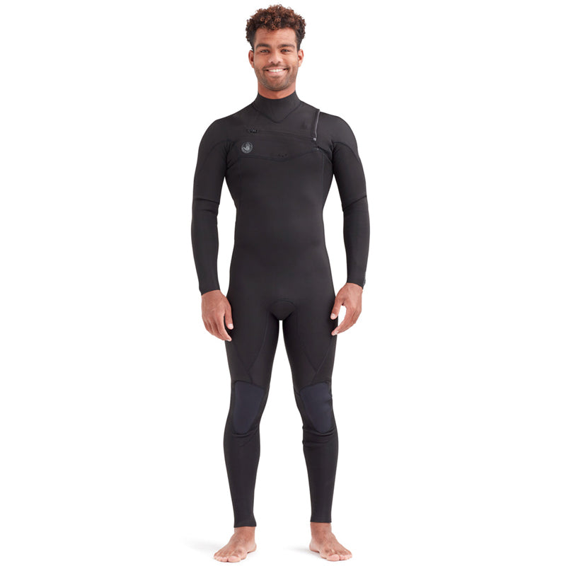 This is the full frontal view of the black Phoenix Men's Chest-Zip Full Wetsuit.
