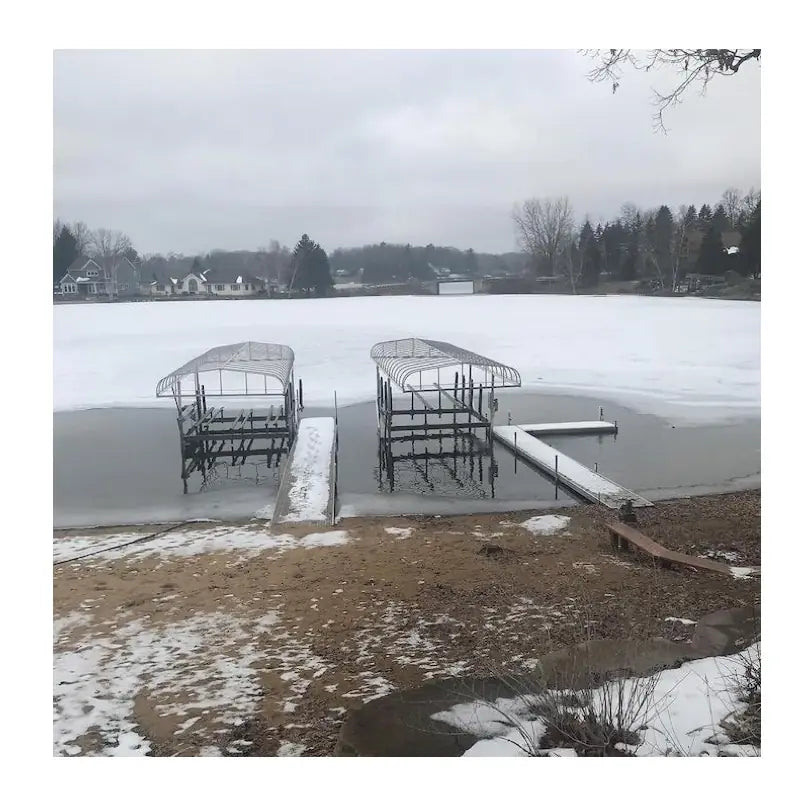 EasyPro Dock Bubbler System protectects 2 dock slips from encroaching ice.